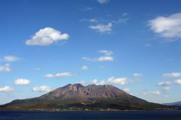 鹿児島県の駅で撮影された「絶景」に思わず目を疑う　「ドラマが生まれそう」