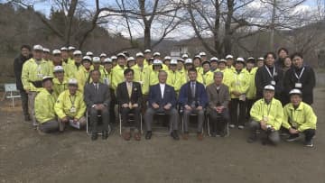 福島市・花見山公園「花案内人」が始動「昨年以上のお客様をお迎えしたい」