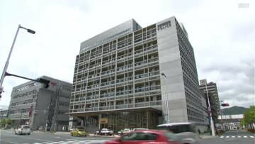 交通事故の賠償金受け取るも報告せずに生活保護17万5000円を不正受給か　60歳の女逮捕【高知】