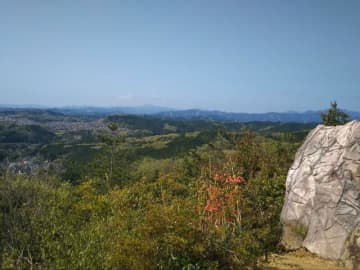 駅からハイキング　3時間半の “お花見 ”コース「日和田山」レポート！　山頂からの広〜い地平線も絶景！