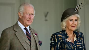 英国王夫妻、来月バチカンで教皇と面会