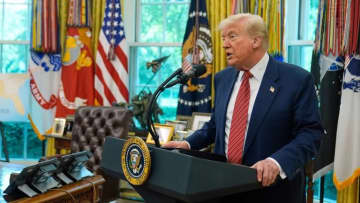 トランプ政権、米英の貿易合意を発表　自動車関税を一部引き下げ