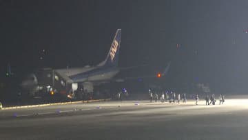 【続報】「急ブレーキで止まって衝撃があった」　全日空機が誤って工事中の滑走路に入り走行不能に　広島空港
