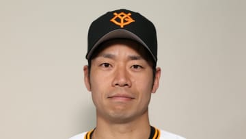 【巨人】近藤大亮がわずか1球で降板　投球練習の時には杉内コーチがかけより状態確認