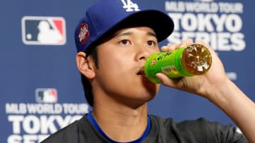 大谷翔平が会見でお茶飲むだけでSNSが賑わう「これ以上ない宣伝効果だね」