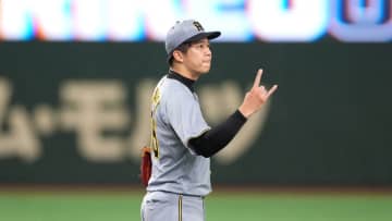 阪神・才木浩人が試合後にド軍グラスノーと交流　“変化球”の握り方を教わる　5回7K無失点で世界一の打線相手に力投