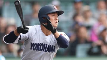 【高校野球】横浜が13年ぶりセンバツ8強　主将の阿部葉太が勢いづける一発