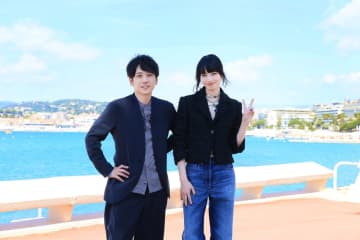 二宮和也「なかなか来られない場所なので楽しみたい」　フランス・カンヌで小松菜奈と街巡り