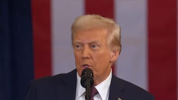 不法移民取り締まり抗議のデモ隊、トランプタワーのロビーを一時占拠…約20人逮捕