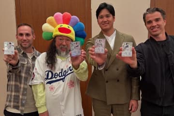 大谷翔平、デコピンは「LAにいます」　英語で質問され回答、SNS投稿で明かす