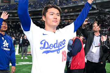 山本由伸、LA到着をSNSで報告　日本で過ごした熱狂の8日間…28日から米開幕へ