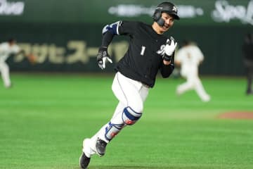 ロッテ藤原、ランニング本塁打「頑張って走りました」　14秒でダイヤモンド一周…場内騒然