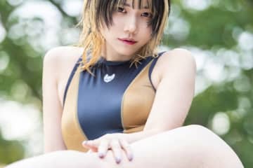 仁藤りさ、気になる桃跡