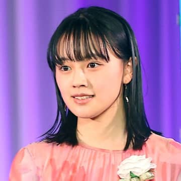 上坂樹里の聡明な瞳は昭和の教室にいた「優等生女子」を思い出させた【「御上先生」この生徒役に注目】