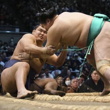 新横綱豊昇龍が歴史的屈辱の4敗目で休場…自身も懸念していた昇進達成後の不安、虚無感が背景に