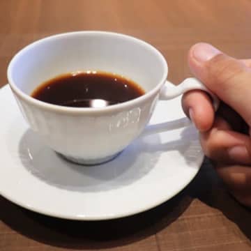 コーヒーには何を入れるのが健康的なのか？ 1日3～4杯がいいというが…