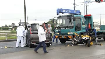 軽自動車とバイクが衝突　交差点出合い頭の事故　双方の運転手がケガ　群馬・太田市