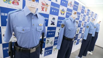 警察官の制服が31年ぶり変更へ　暑さ対策で「ポロシャツ」導入　女性警察官の「スカート」も廃止　4月1日から順次導入　警察庁