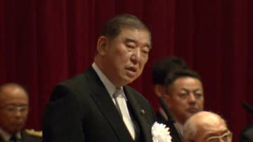 石破首相が防衛大学校卒業式で訓示「防衛力の最大の基盤は人だ」自衛官の処遇改善に取り組む考え表明