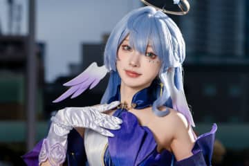 【コスプレ】銀河の歌姫『崩スタ』ロビンの美女レイヤー！調和の旋律を奏でる優雅な振る舞いに心奪われる【写真10枚】