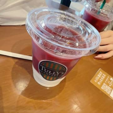 「絶対オススメ」 元ギャルママモデル、 『タリーズコーヒー』で無料でできるドリンクのカスタマイズを紹介