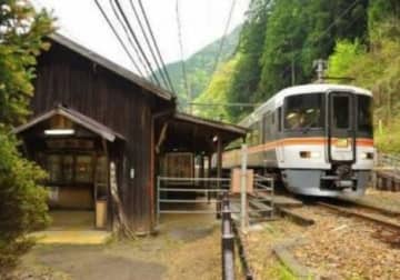 非日常感あふれる鉄道の旅……秘境駅ランキング上位10位以内に入る4駅や景勝地を巡る急行「飯田線秘境駅号」　2025年も5・6月に運行