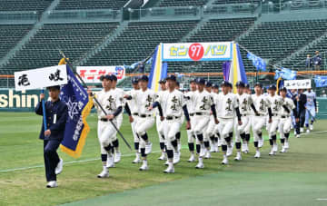 一塁側アルプス席は〝満員必至〟に　21世紀枠の壱岐は近畿王者と初戦　島民の期待に「応援してくれる方がいるから頑張れる」