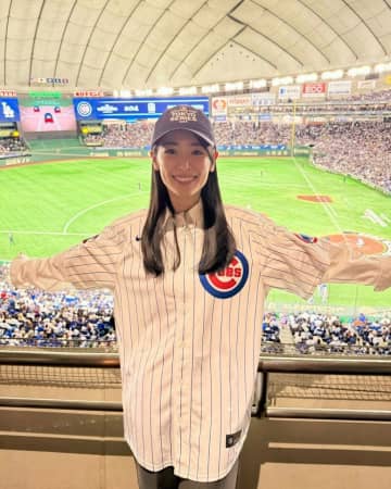 セーラーマーキュリーから22年…36歳女優のMLB観戦にファン興奮「何着ても何しても可愛い」「ますます好きになりました」「反則級の美」