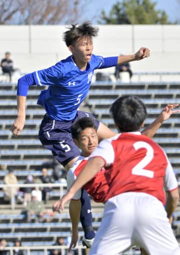 全国高校サッカー選手権　明秀日立が近大和歌山下す　2年連続16強入り