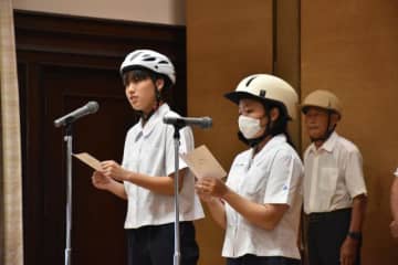 秋の交通安全運動スタート　県庁で式典