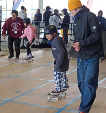 アーバンスポーツキャンプ　スケートボードや鬼ごっこスポーツ体験