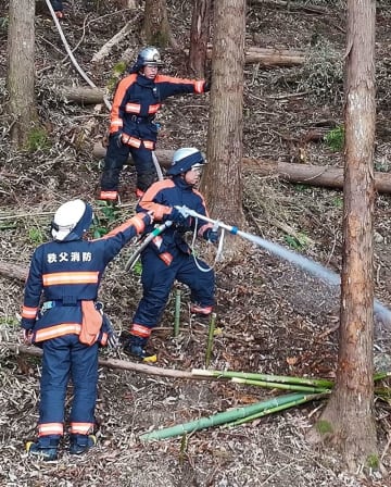 大船渡のような火災の可能性も　林野火災を想定、消防訓練を毎年実施　今冬は降水や積雪少なく乾燥…冬から春先に多く発生　地域の防災管理に努める埼玉・秩父消防本部…予防運動や広報活動を強化