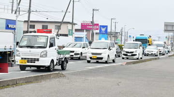 ガソリン高騰、生活直撃　過去最高値に県民悲鳴「家計にきつい」「支援策が必要」