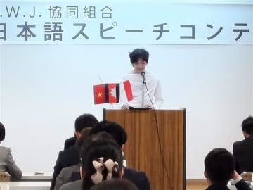 福岡県筑後市で日本語スピーチコンテスト、外国人技能実習性が異文化への驚きや仕事の悩みなど語る