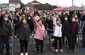 佐賀県小城市長選が告示、新人3人が立候補　20年ぶりのリーダー交代へ論戦スタート