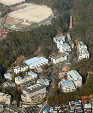 広島女学院、大学運営から撤退　文部科学省に設置者変更を申請　26年度にYIC学院（京都）へ