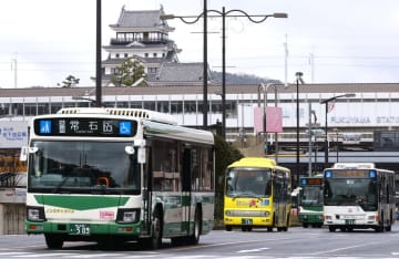 新たに就職した路線バスの運転手に最大40万円の支援金　広島県福山市、人材確保後押し　2025年度