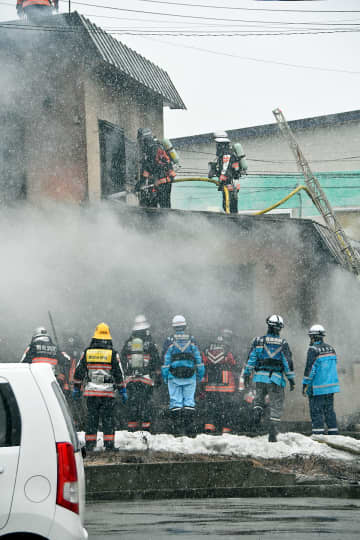 焼死体は居間兼台所に／青森・原別住宅火災