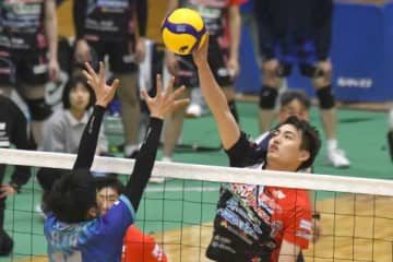 Vリーグ・フラーゴラッド鹿児島、西地区V逃す　アイシンに1-3