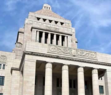 改憲容認 3年連続6割超す　見直し優先すべきは、2位が憲法9条。わずかの差で1位だったのは…　南日本新聞社・意識調査