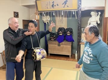 担い手不足で「西勝の彼岸獅子」今年は披露中止　過疎化や高齢化影響　後継者育成に知恵絞る　福島県会津美里町