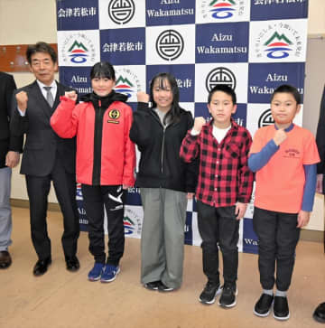 全日本ジュニアスキー大会アルペン競技に出場　児童4人、活躍誓う　福島県会津若松市