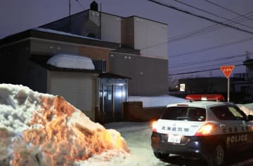 母親の遺体遺棄か、容疑で女逮捕　札幌厚別署