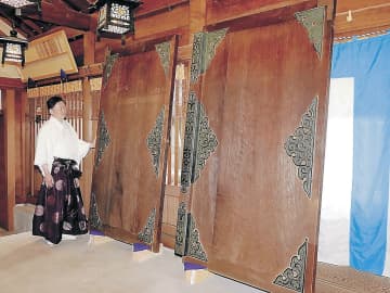 中門御扉を特別公開　高岡・射水神社、23日から　来年、遷座150年式年大祭に向け
