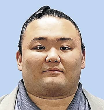 朝乃山16日に4戦目　17枚目小城ノ浜と