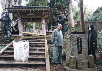 被災寺に火事場泥棒　七尾・山の寺寺院群　銅像、さい銭盗難続出