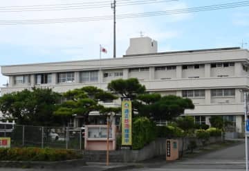 ガードパイプ支柱に衝突　海兵隊中尉を飲酒運転疑いで逮捕　金武の国道　石川署　沖縄