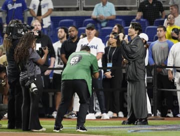 インティライミさん、君が代独唱　ドジャース戦の試合前