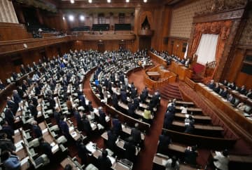 13.9兆円の補正予算成立　野党に配慮、異例の修正