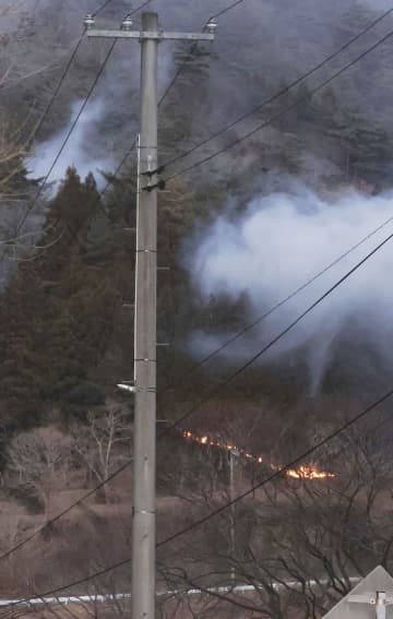 岩手で山林火災、住宅被害多数　2000人超に避難指示